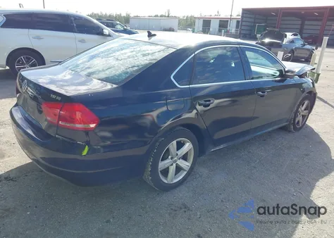 2015 Volkswagen Passat 1.8T Se из США, поврежденный, VIN 1VWBT7A34FC058179